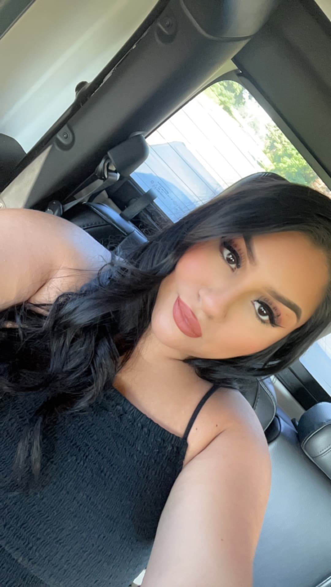 Creator Zhaira photo