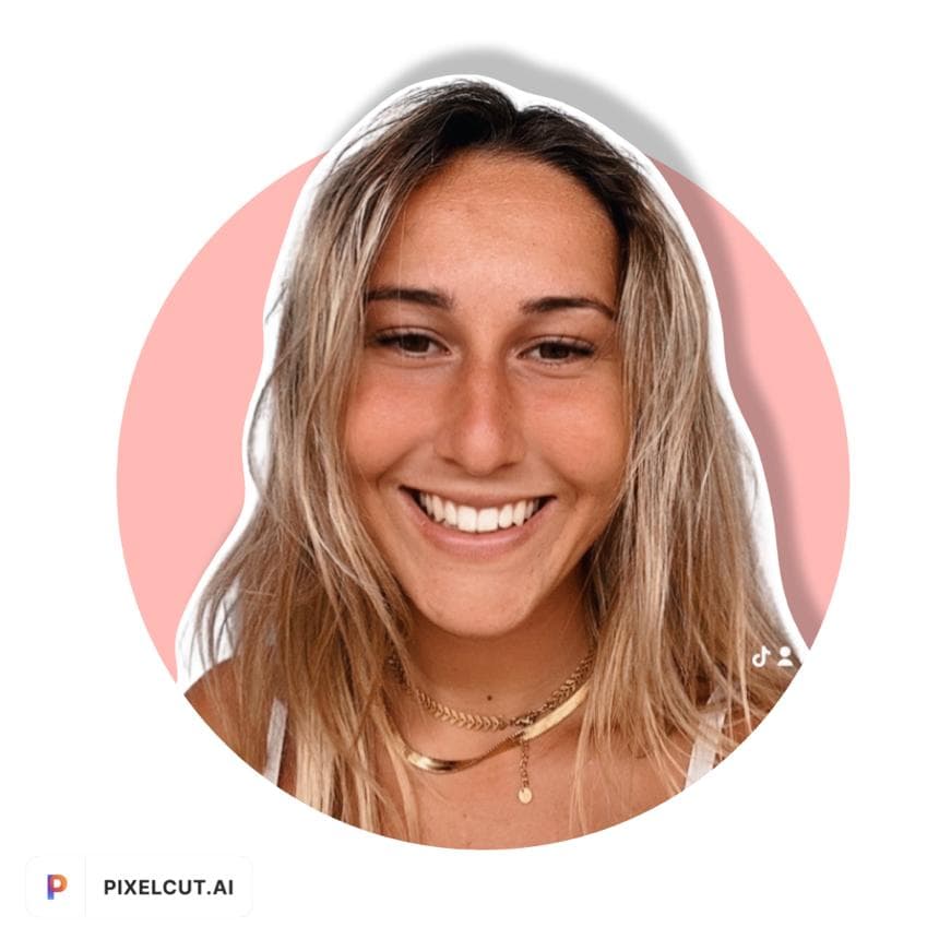 Creator Ilaria photo