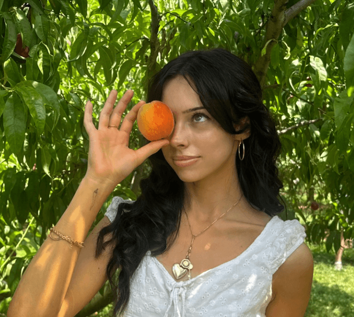 Creator Arabella photo